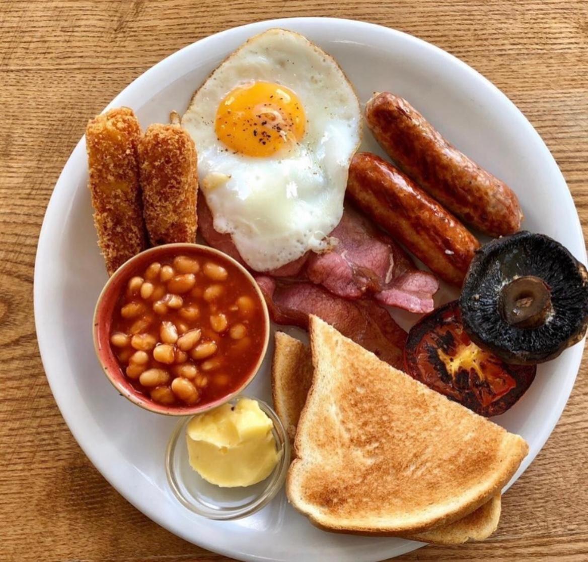 Rose And Crown Hotel & Hope And Anchor Bar Goodwick 外观 照片